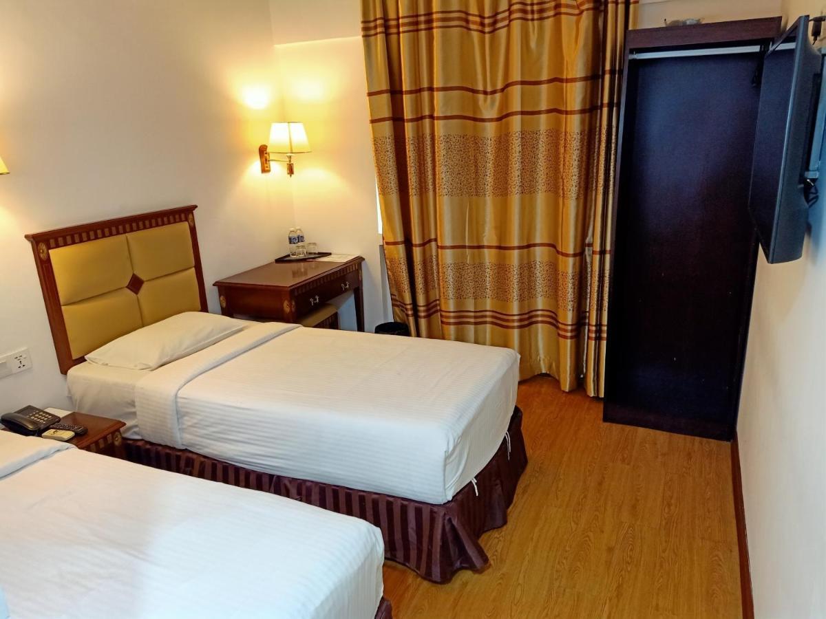 Super Oyo 90464 Borneo Suites Hotel Kota Kinabalu Zewnętrze zdjęcie