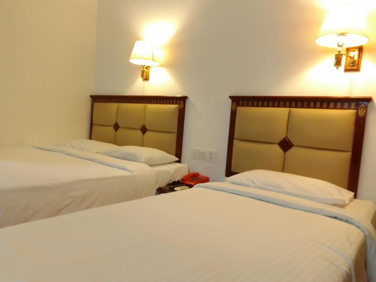 Super Oyo 90464 Borneo Suites Hotel Kota Kinabalu Zewnętrze zdjęcie