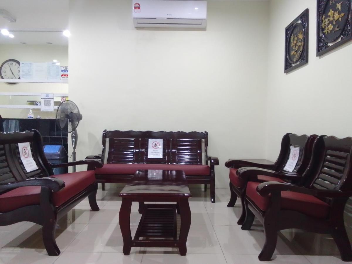 Super Oyo 90464 Borneo Suites Hotel Kota Kinabalu Zewnętrze zdjęcie